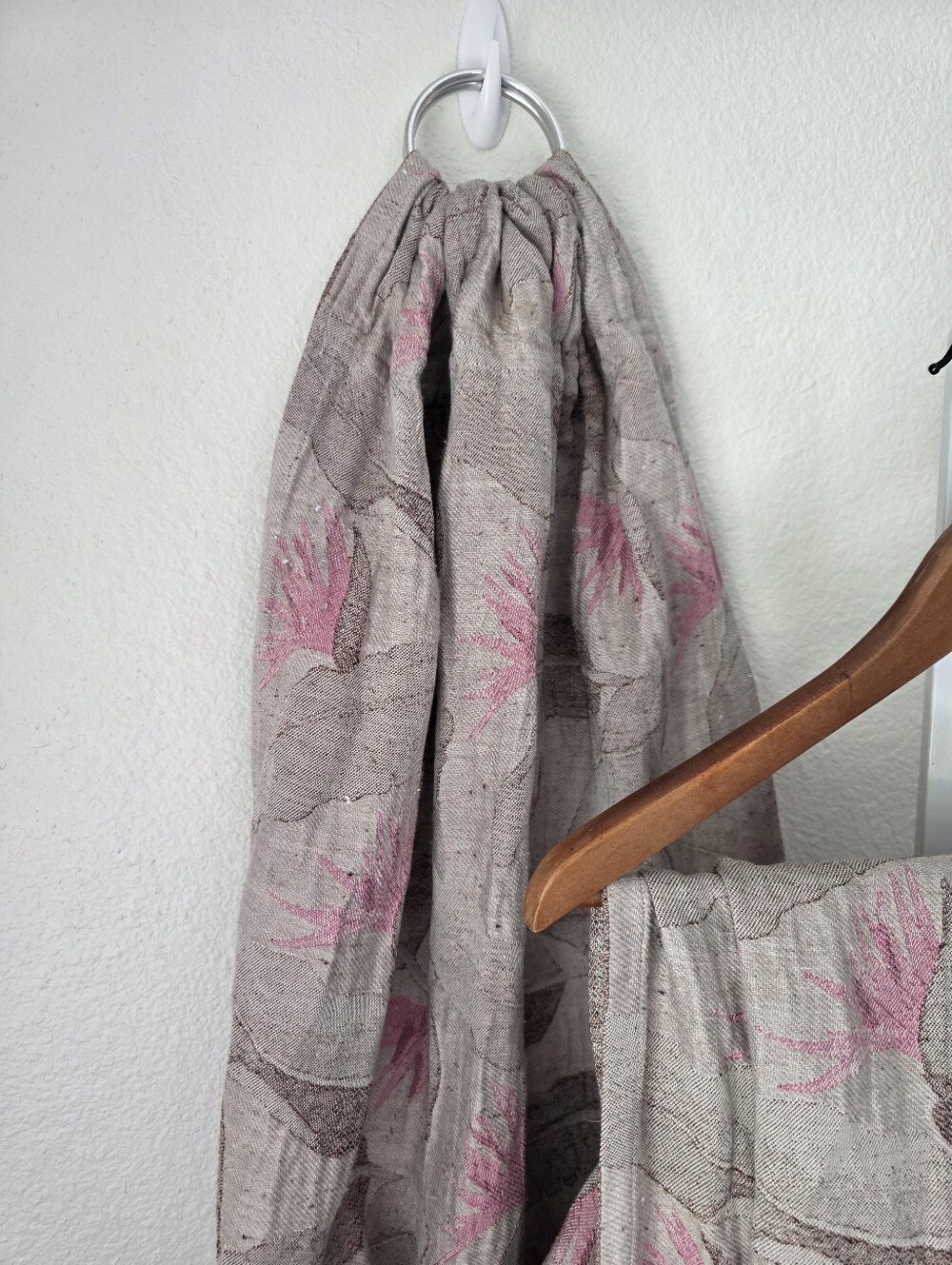 LovaLoom Ring Sling Carrier, 75 inches long, Made in Italy - Picture 3 of 7